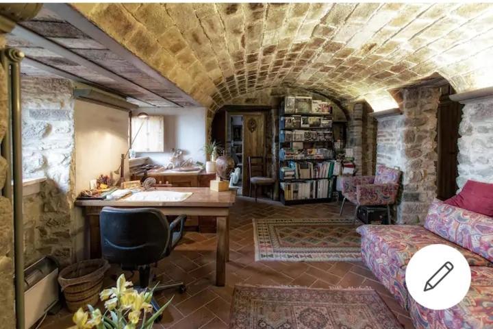 Elettra Flower Apartment Montecatini Val di Cecina Exterior photo